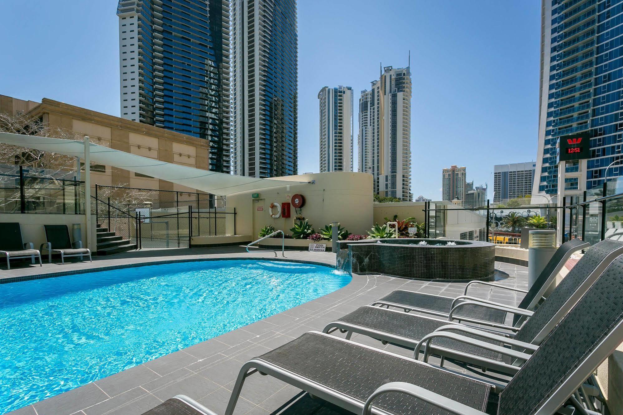 Breakfree Cosmopolitan Aparthotel Gold Coast Ngoại thất bức ảnh