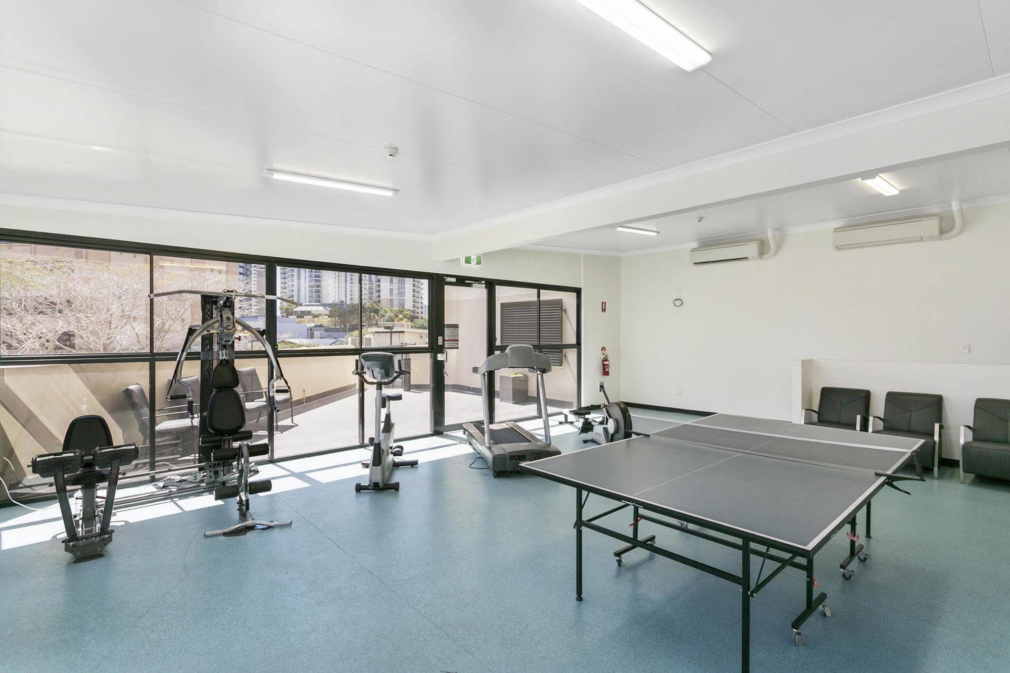 Breakfree Cosmopolitan Aparthotel Gold Coast Ngoại thất bức ảnh